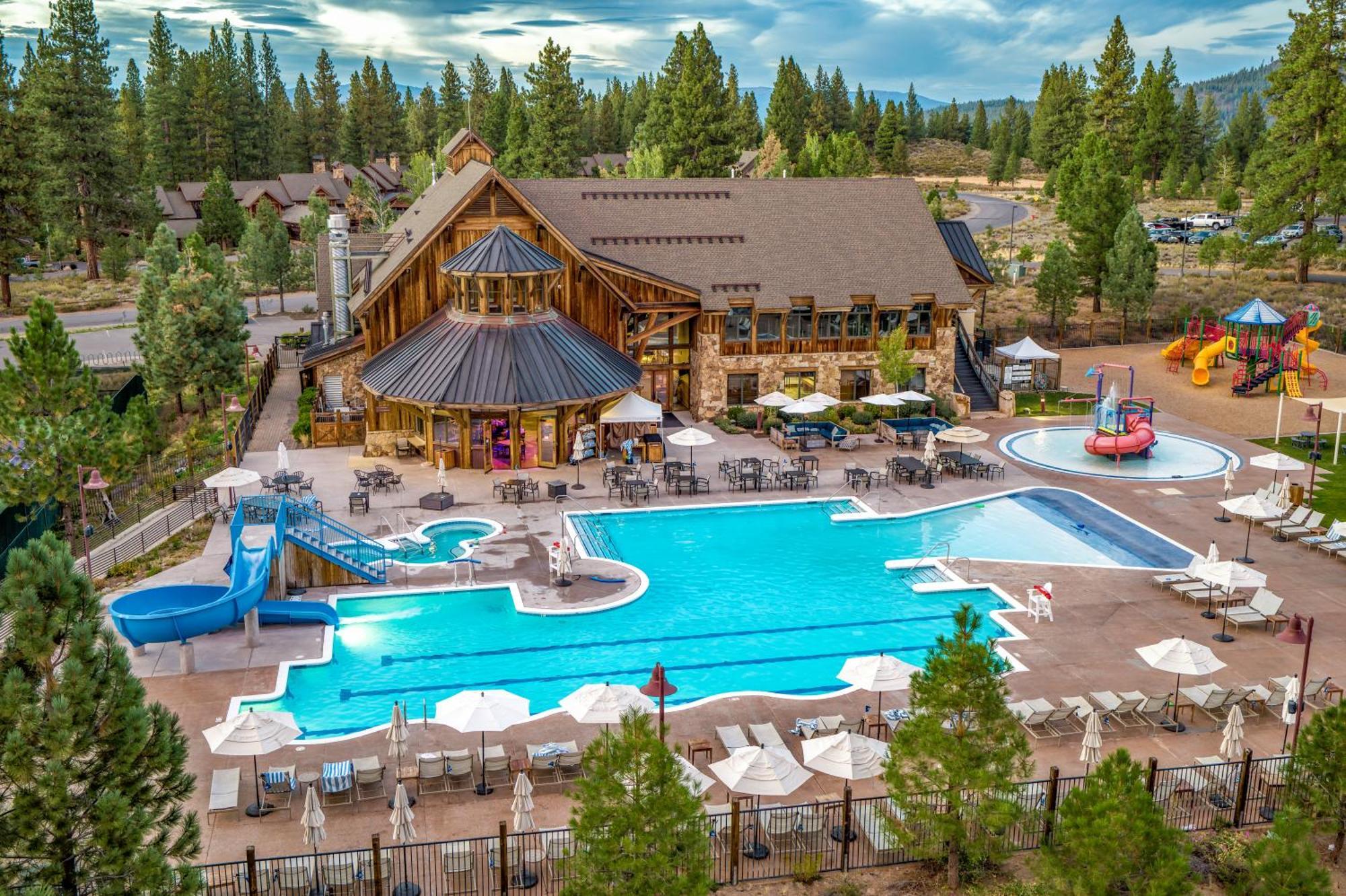 The Cottages - Ski Shuttle, Ski Valet, Mountaintop Dining - 3-Bedroom Truckee Exterior photo